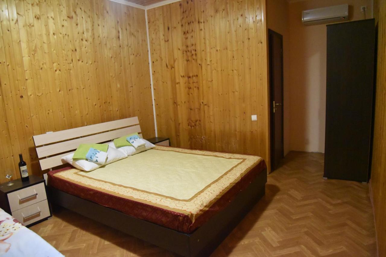 Mini Hotel Vavilon New Athos Buitenkant foto
