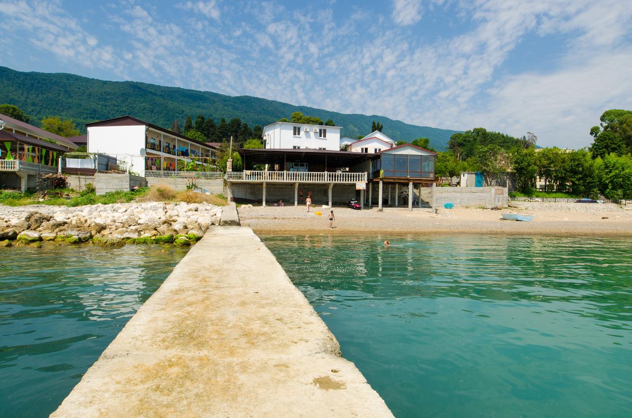 Mini Hotel Vavilon New Athos Buitenkant foto
